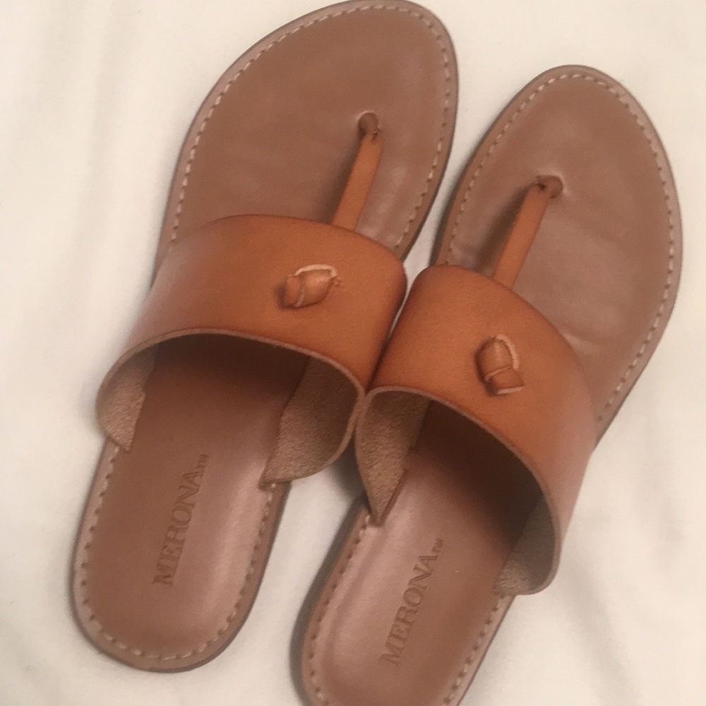 MERONA TAN SUMMER SANDALS- WORN ONCE. Size 7.5